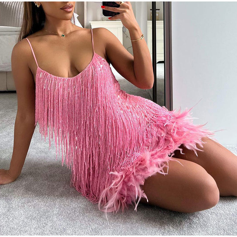Vestido de Paetê Com Franjas e Plumas Modern Caterine