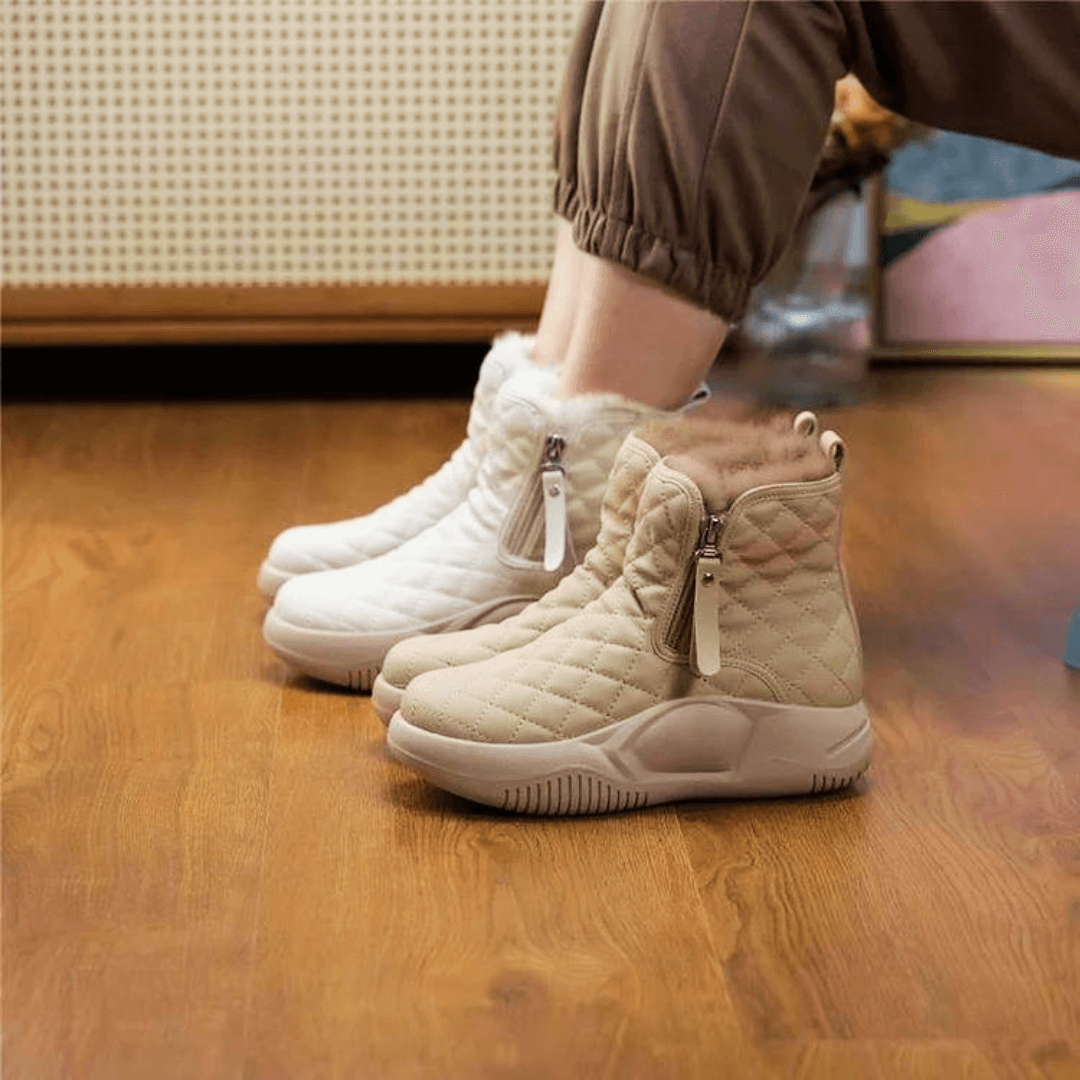 Bota Feminina de Inverno Impermeável Velvet