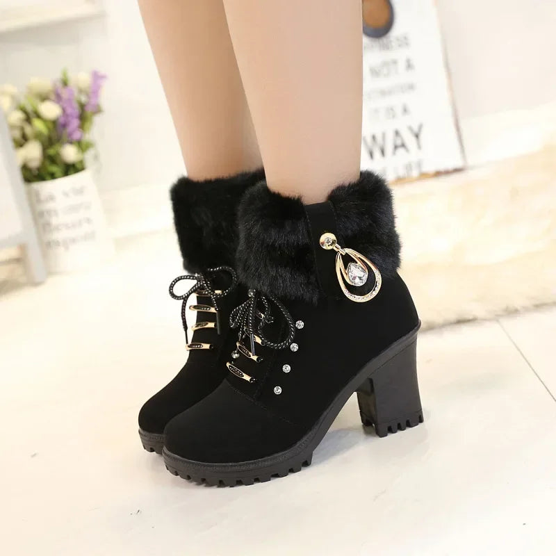 Bota Feminina de Inverno em Couro Legítimo - Glacia