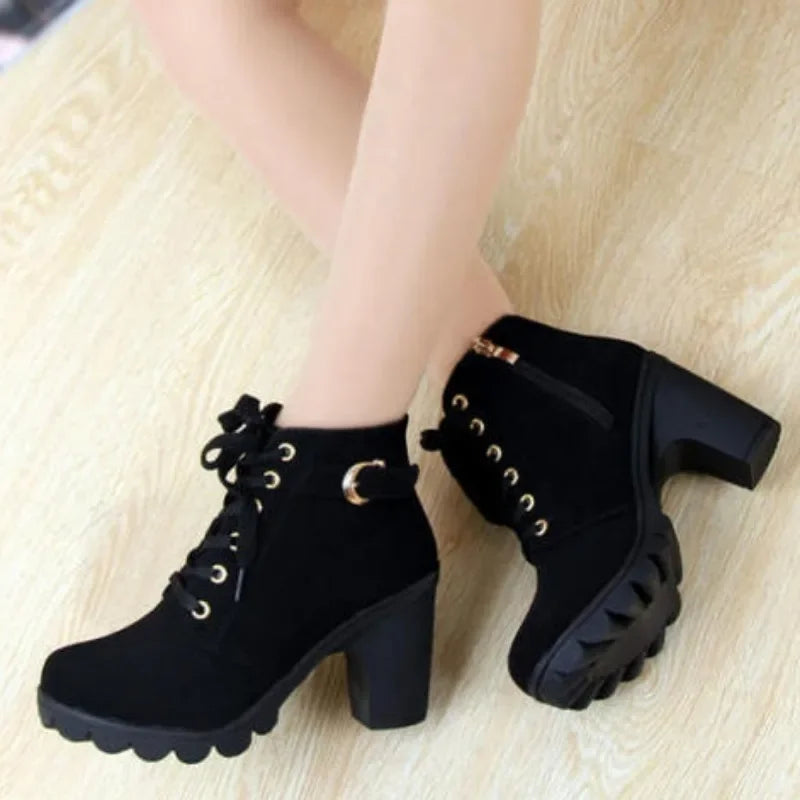 Bota Feminina de Inverno em Couro Legítimo - Frost
