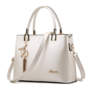 Bolsa Feminina em Couro Genuíno - Versatile