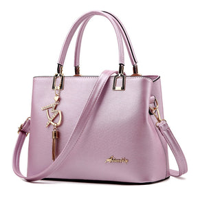 Bolsa Feminina em Couro Genuíno - Versatile