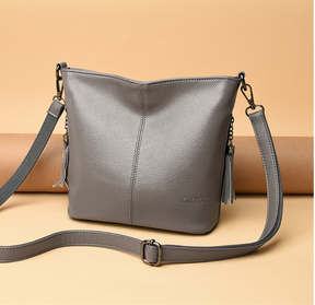 Bolsa Feminina em Couro Genuíno - Genuine Premium