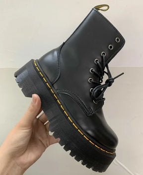 Bota Feminina de Inverno em Couro Legítimo - Borealis