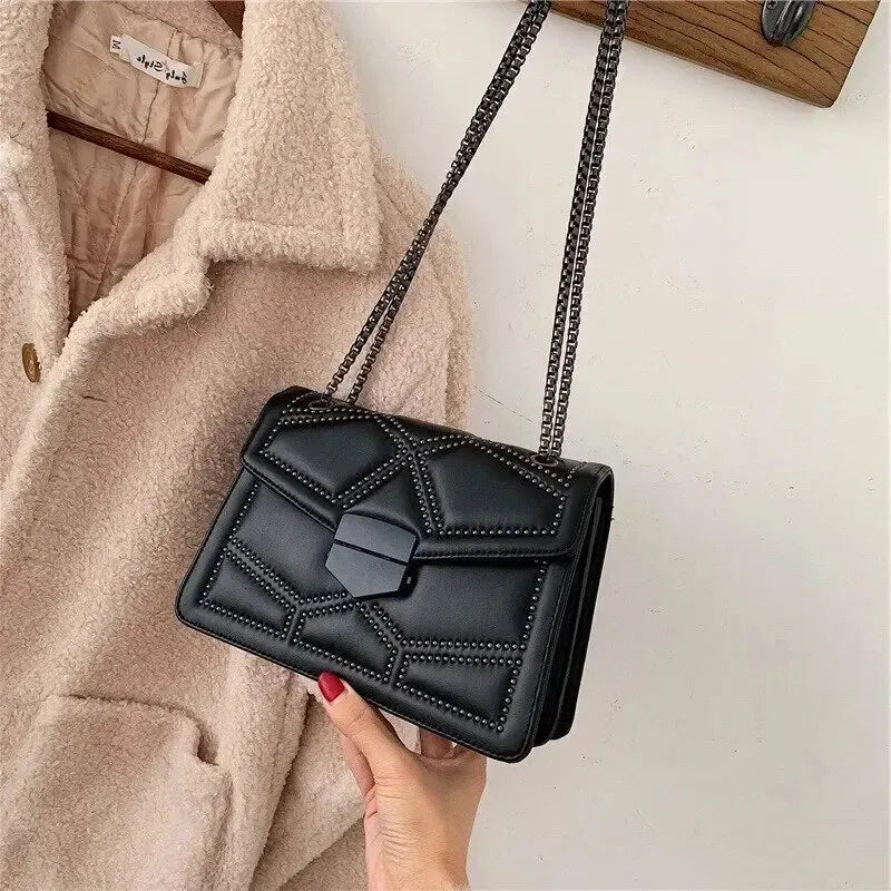 Bolsa Feminina Pequena em Couro Genuíno - Kelly Premium